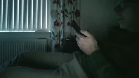 Snapshot of feet_fan69 chatting on 02-09-25, 02:40 John Buck online show from 02-09-25, 02:40