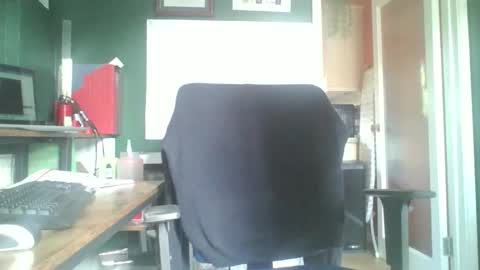 Snapshot of feet_fan69 chatting on 09-11-25, 12:38 John Buck online show from 09-11-25, 12:38