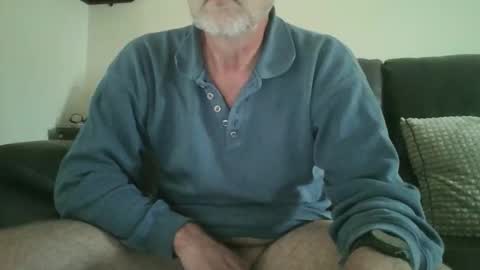 Snapshot of feet_fan69 chatting on 09-28-25, 02:22 John Buck online show from 09-28-25, 02:22