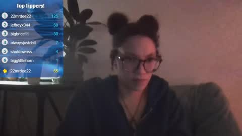 Soley online show from 01-26-25, 05:13