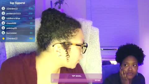 Soley online show from 01-29-25, 04:26