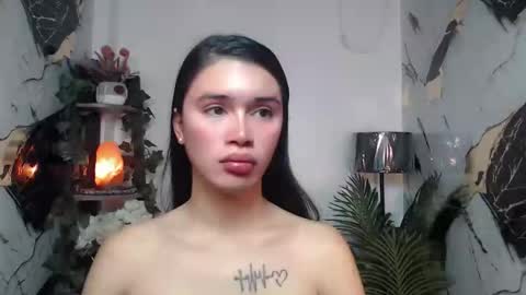 Snapshot of feisty_woman chatting on 09-25-25, 10:30 Prianka online show from 09-25-25, 10:30