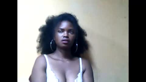 Snapshot of felicia422300 chatting on 05-22-26, 06:20 felicia422300 online show from 05-22-26, 06:20