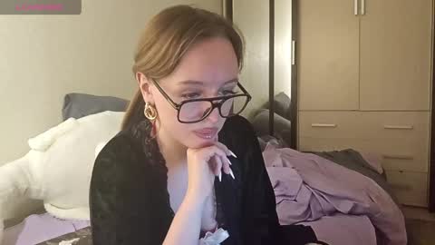 Snapshot of felicia_miller_ chatting on 05-30-26, 07:11 Felicia online show from 05-30-26, 07:11