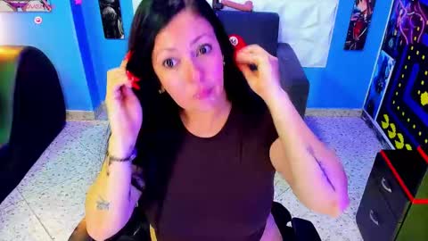 felina online show from 03-08-25, 11:18