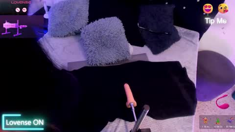 felina online show from 12-05-25, 06:37