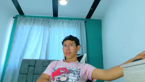 Snapshot of felipehotgonzalez chatting on 12-01-25, 12:21 felipehotgonzalez online show from 12-01-25, 12:21