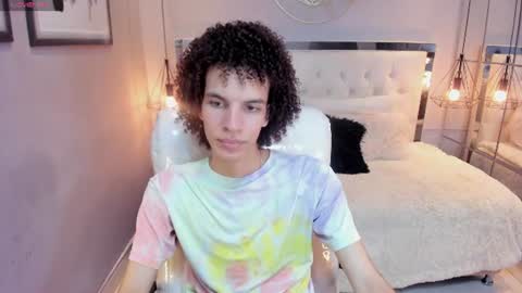 Snapshot of felix_haze chatting on 06-27-26, 05:51 FELIPE online show from 06-27-26, 05:51