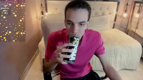 Snapshot of felix_haze chatting on 07-12-26, 06:10 FELIPE online show from 07-12-26, 06:10