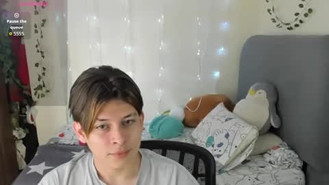 Felix leex online show from 11-26-25, 07:48