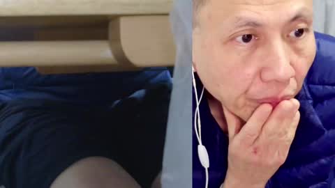 Snapshot of felixlau chatting on 01-12-25, 01:05 felixlau online show from 01-12-25, 01:05