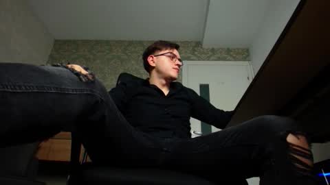 FelixStark online show from 10-22-25, 04:35