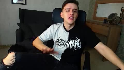 Snapshot of felixstark chatting on 11-26-25, 05:19 FelixStark online show from 11-26-25, 05:19