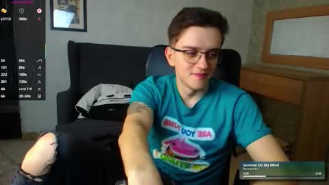 Snapshot of felixstark chatting on 12-23-25, 08:23 FelixStark online show from 12-23-25, 08:23