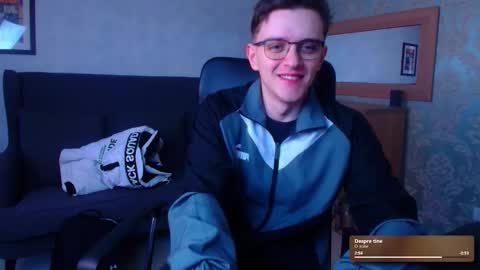 Snapshot of felixstark chatting on 02-10-26, 06:39 FelixStark online show from 02-10-26, 06:39