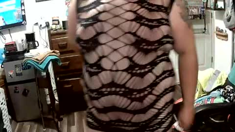 Snapshot of fellowshipmyass chatting on 06-20-26, 05:21 fellowshipmyass online show from 06-20-26, 05:21