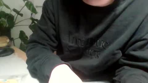 Snapshot of fem_alice_louis_dom chatting on 01-05-26, 05:27 fem_alice_louis_dom online show from 01-05-26, 05:27