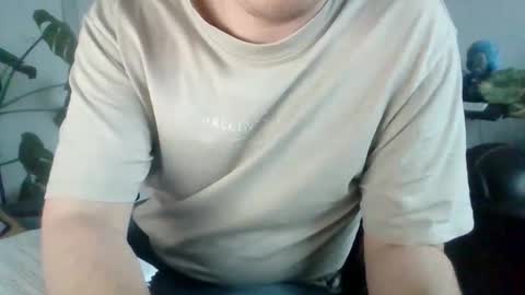 Snapshot of fem_alice_louis_dom chatting on 01-08-26, 03:03 fem_alice_louis_dom online show from 01-08-26, 03:03