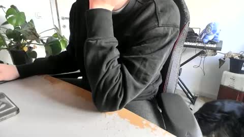 Snapshot of fem_alice_louis_dom chatting on 03-30-26, 08:37 fem_alice_louis_dom online show from 03-30-26, 08:37