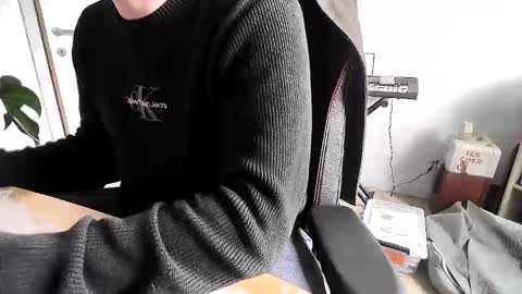 Snapshot of fem_alice_louis_dom chatting on 04-13-26, 09:48 fem_alice_louis_dom online show from 04-13-26, 09:48