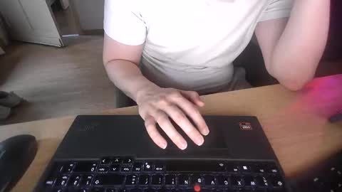 Snapshot of fem_alice_louis_dom chatting on 05-27-26, 05:54 fem_alice_louis_dom online show from 05-27-26, 05:54