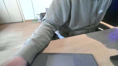 Snapshot of fem_alice_louis_dom chatting on 06-11-26, 07:28 fem_alice_louis_dom online show from 06-11-26, 07:28