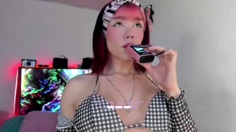 Snapshot of fem_boy6 chatting on 03-04-25, 05:32 fem_boy6 online show from 03-04-25, 05:32