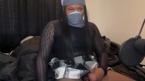 femboytoosie online show from 01-27-25, 08:17