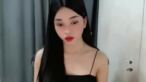 Snapshot of femylove chatting on 02-01-25, 06:43 YOUR BEAUTIFUL ASIANFHEMY online show from 02-01-25, 06:43