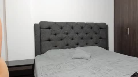 Snapshot of fenix_golden17 chatting on 12-30-24, 05:15 Fenix Golden17 ---- Every night after 2200 time Colombia online show from 12-30-24, 05:15