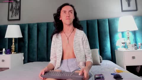 Snapshot of fenix_karoll chatting on 12-16-24, 03:19 Karol online show from 12-16-24, 03:19