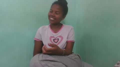 Snapshot of fenou122745 chatting on 11-26-25, 06:36 fenou122745 online show from 11-26-25, 06:36