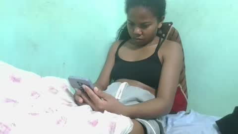 Snapshot of fenou122745 chatting on 11-28-25, 08:11 fenou122745 online show from 11-28-25, 08:11