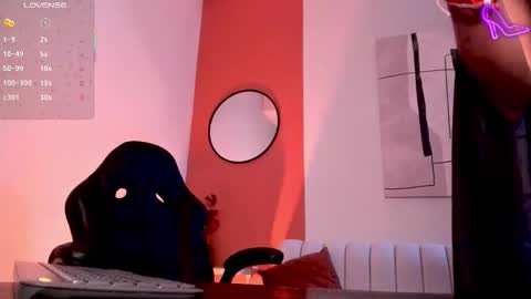 Snapshot of fer_angel_ chatting on 09-13-25, 12:16 Fernanda online show from 09-13-25, 12:16