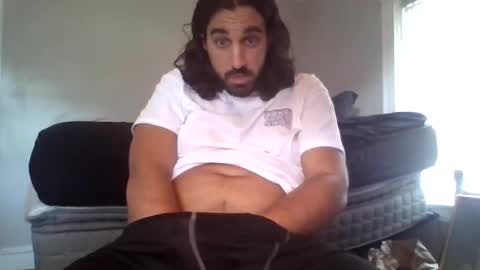 Snapshot of feralgbass chatting on 09-10-25, 07:25 feral online show from 09-10-25, 07:25