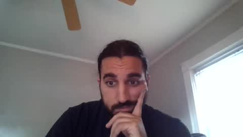 Snapshot of feralgbass chatting on 09-16-25, 07:04 feral online show from 09-16-25, 07:04