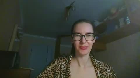 Snapshot of feraliss chatting on 12-17-25, 10:32 feraliss online show from 12-17-25, 10:32