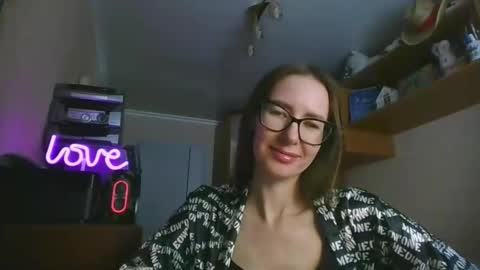 Snapshot of feraliss chatting on 02-16-26, 11:28 feraliss online show from 02-16-26, 11:28