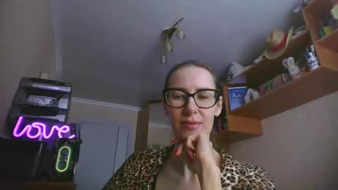 Snapshot of feraliss chatting on 02-25-26, 08:24 feraliss online show from 02-25-26, 08:24