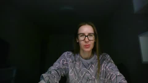 Snapshot of feraliss chatting on 06-11-26, 12:14 feraliss online show from 06-11-26, 12:14
