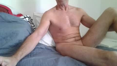 fergi1999 online show from 10-20-25, 04:57