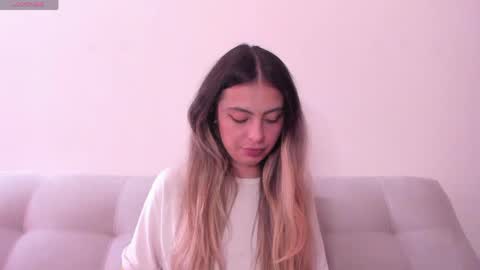 fernanda  online show from 06-03-26, 04:45