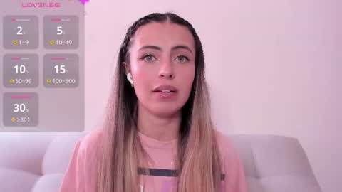 Snapshot of fernanda_aaa chatting on 06-18-26, 04:33 fernanda online show from 06-18-26, 04:33
