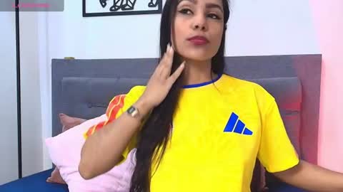 Snapshot of fernandabrown_ chatting on 06-17-26, 12:40 Fernandabrown s online show from 06-17-26, 12:40