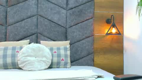Snapshot of fernandabrown__ chatting on 06-22-26, 01:07 FERNANDA BROWN online show from 06-22-26, 01:07