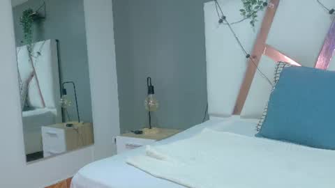 Snapshot of fernandabrown__ chatting on 07-05-26, 12:01 FERNANDA BROWN online show from 07-05-26, 12:01