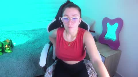 Fernanda Diaz online show from 01-27-25, 06:09