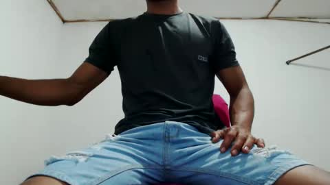 fernandez_latinblack online show from 01-04-25, 12:05