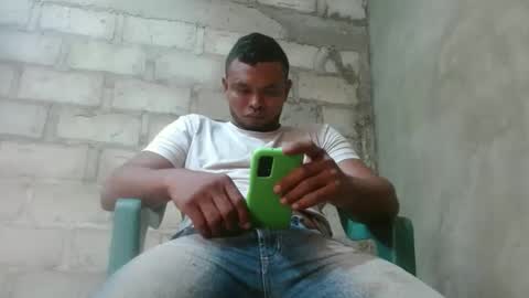 fernandez_latinblack online show from 10-20-25, 01:33