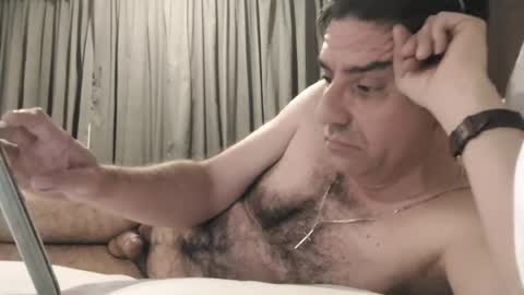 Snapshot of fernandoreutergrant chatting on 06-17-26, 04:48 fernandoreutergrant online show from 06-17-26, 04:48
